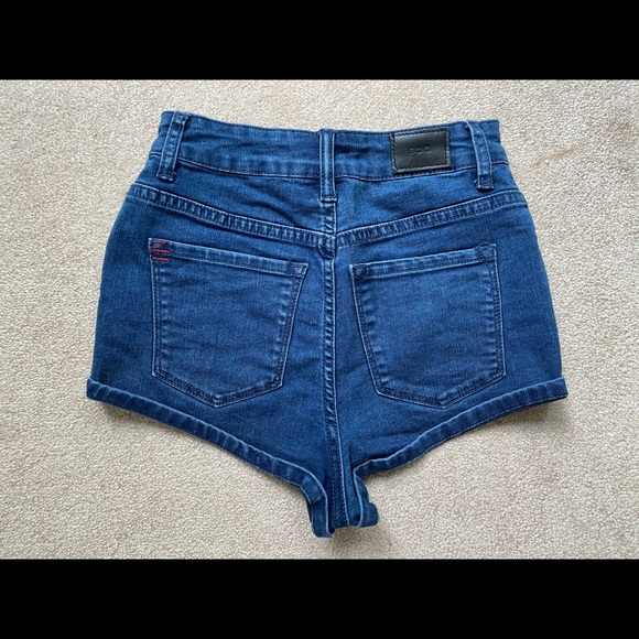 BDG High Waist Short Short - Picture 2 of 5